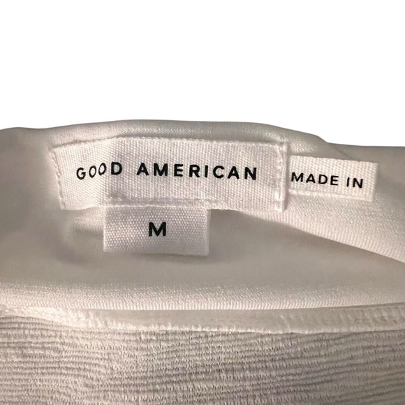 NWOT Good American scrunched crop tank in cloud Size Medium - Picture 2 of 8